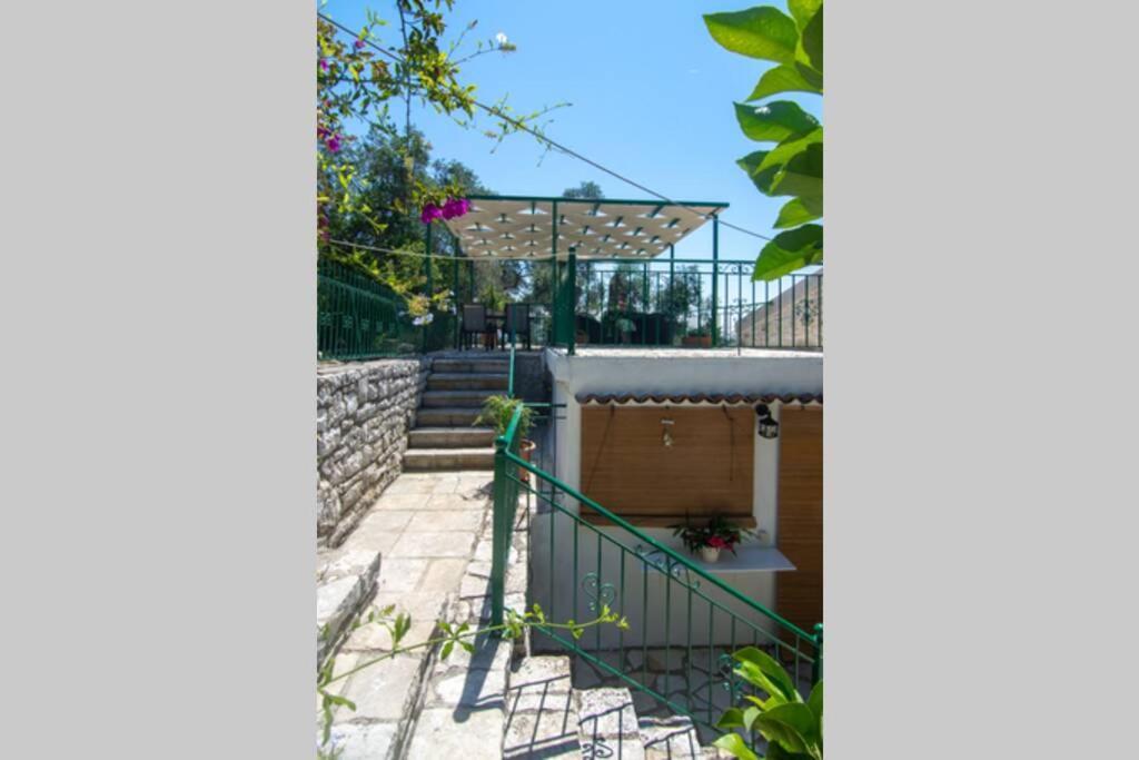 Thanos Cottage Vlachopoulátika Exterior photo