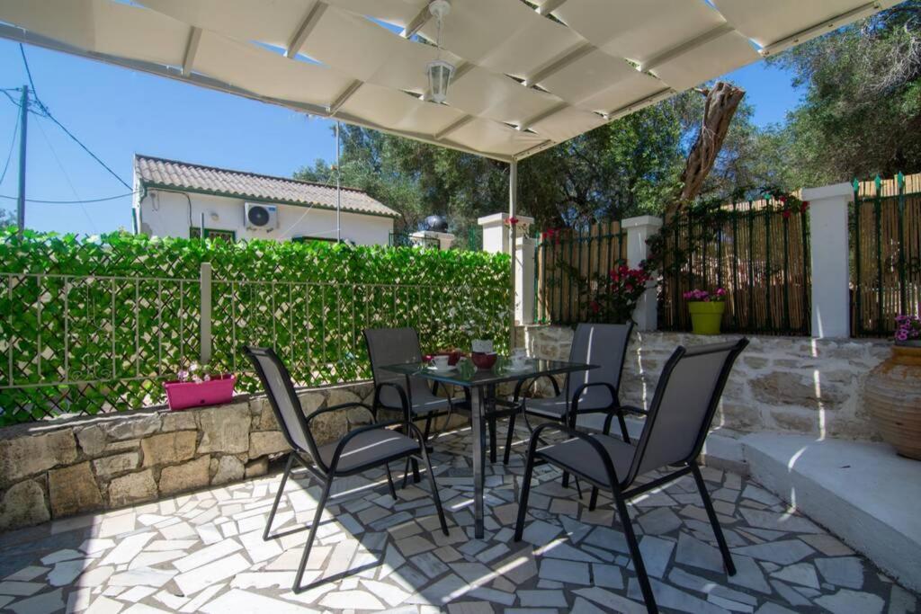 Thanos Cottage Vlachopoulátika Exterior photo