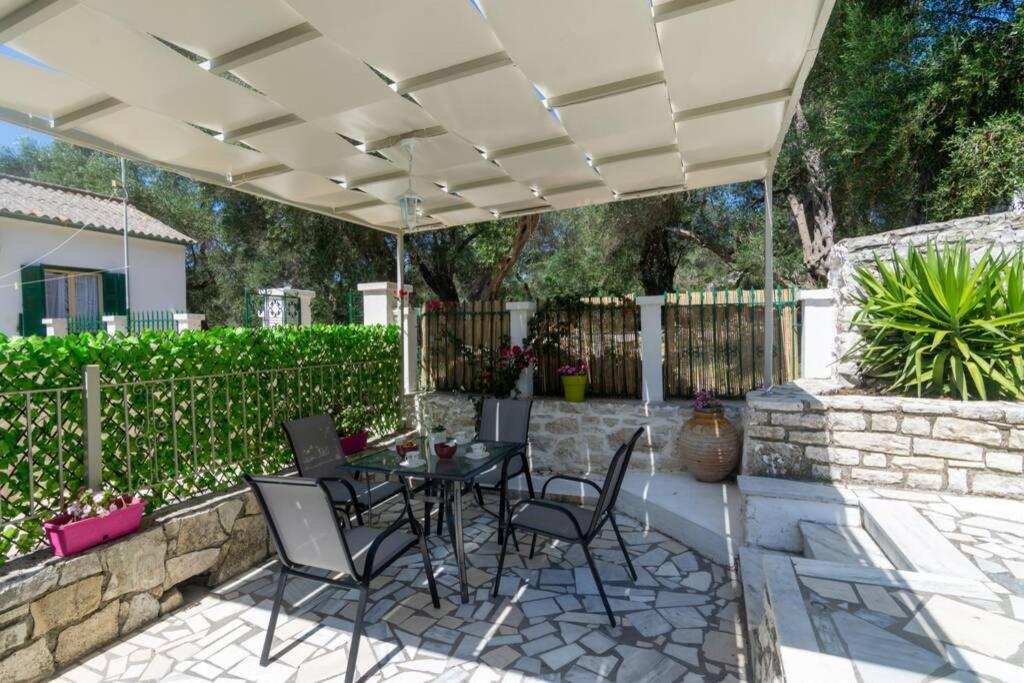 Thanos Cottage Vlachopoulátika Exterior photo
